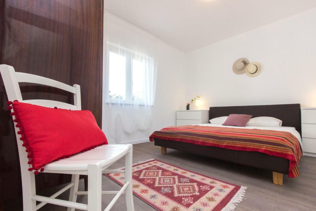 Apartmani Olivette Шибеник Екстер'єр фото