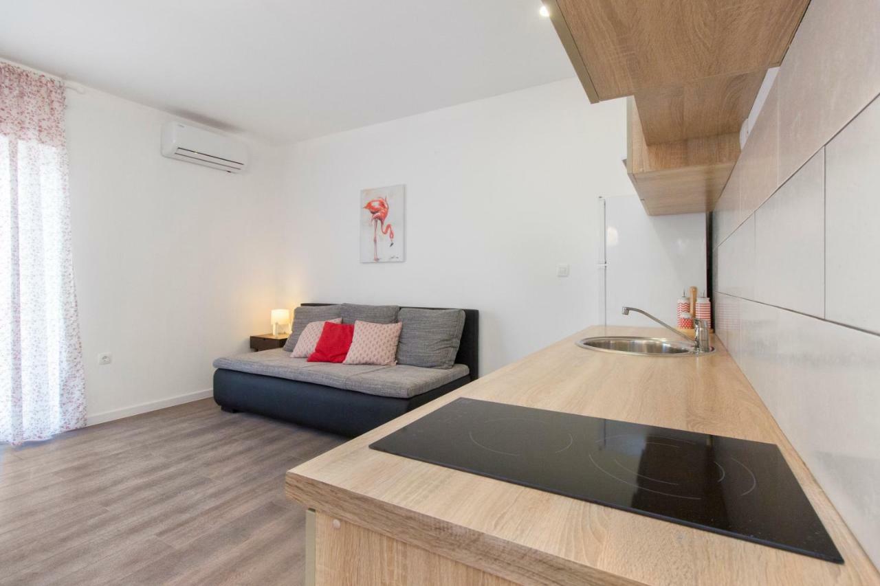 Apartmani Olivette Шибеник Екстер'єр фото