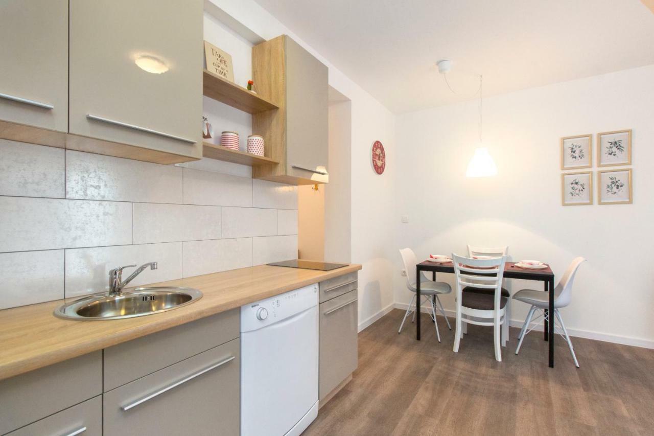 Apartmani Olivette Шибеник Екстер'єр фото