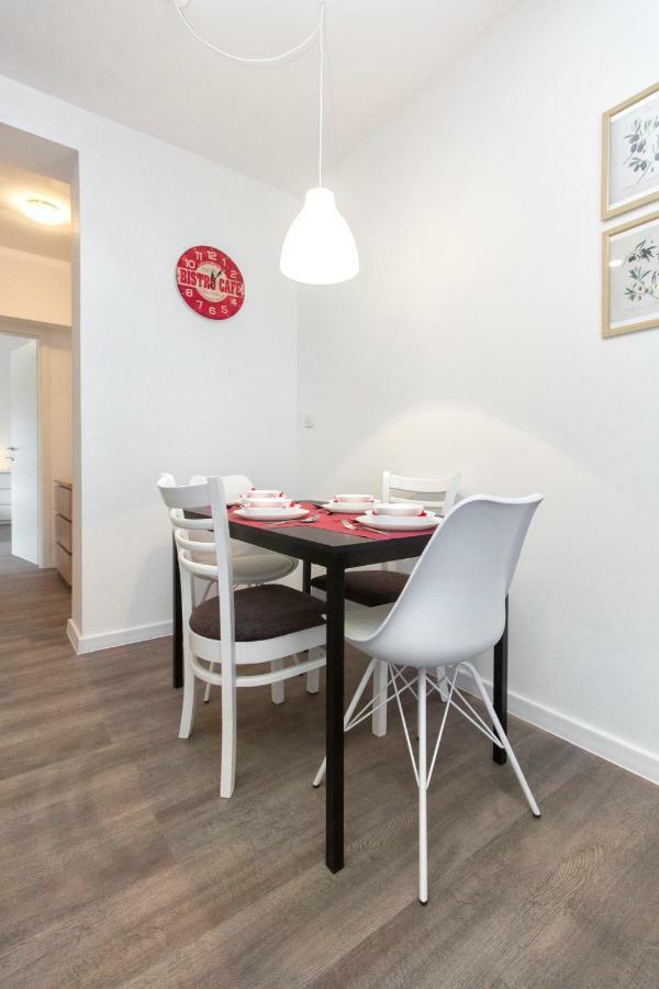 Apartmani Olivette Шибеник Екстер'єр фото