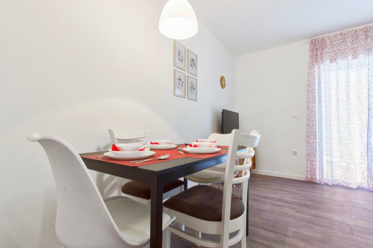 Apartmani Olivette Шибеник Екстер'єр фото