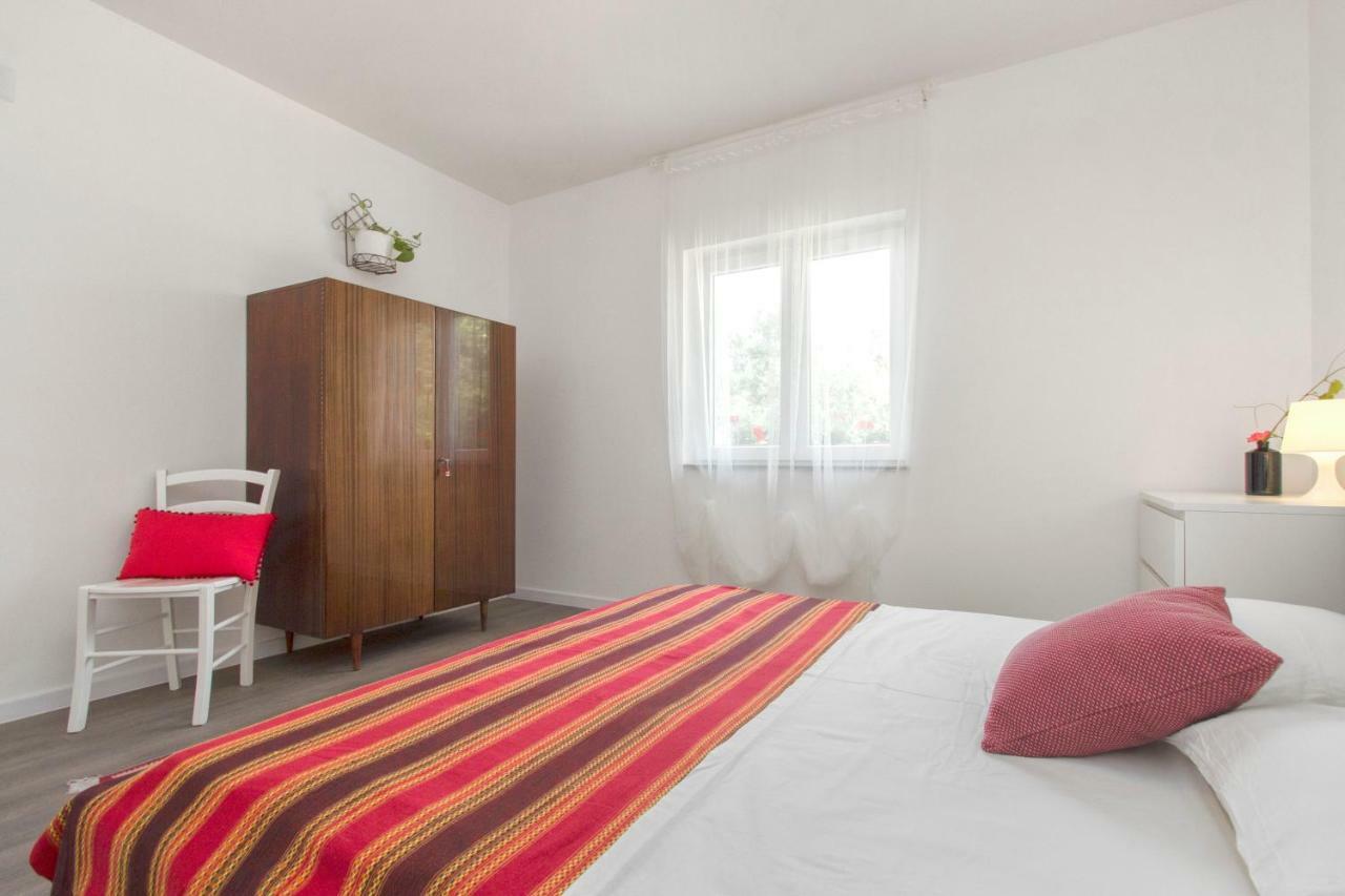 Apartmani Olivette Шибеник Екстер'єр фото