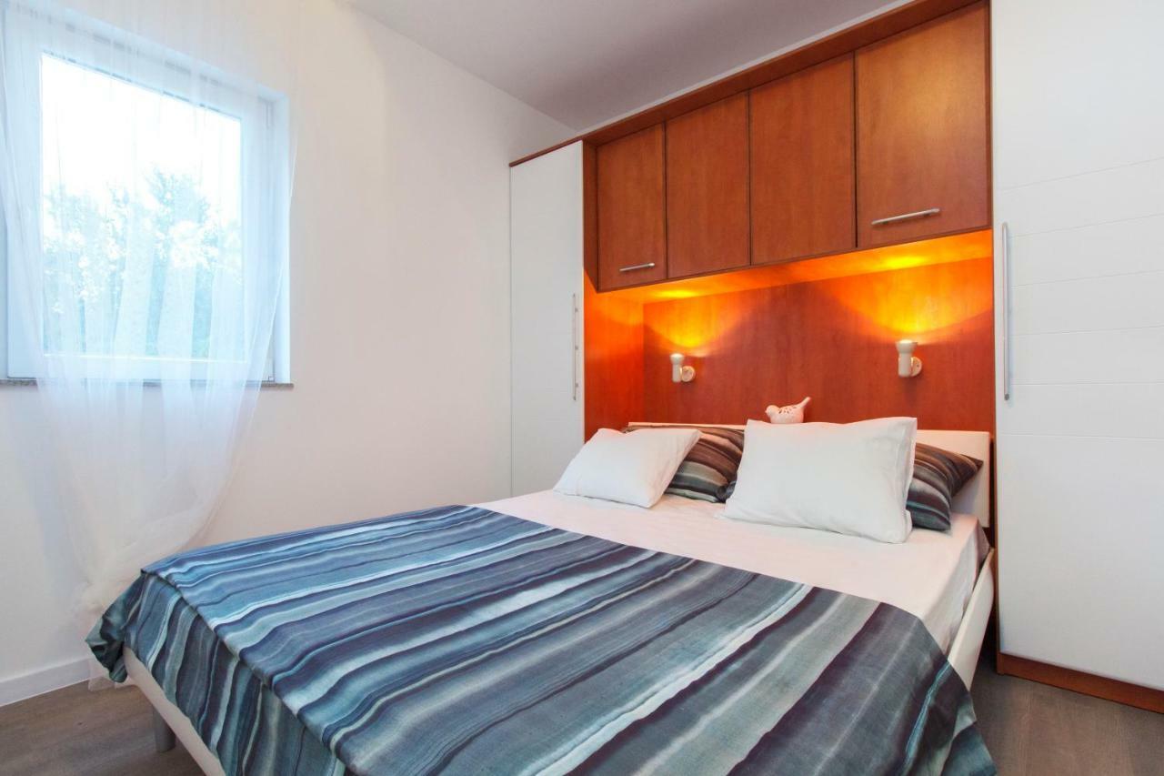 Apartmani Olivette Шибеник Екстер'єр фото